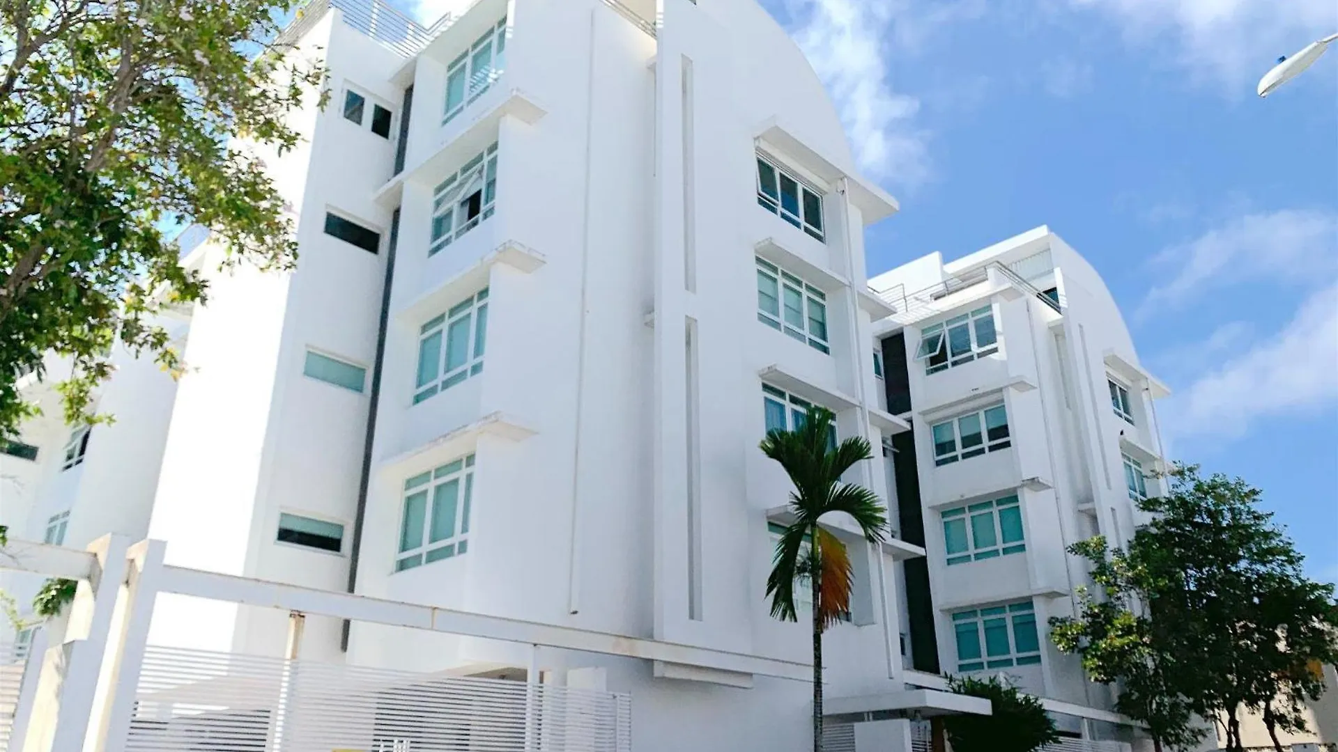 Atlantic Court Apartments San Juan